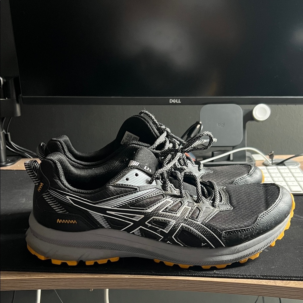 Asics Trail Scout 2 Black, Grey and Orange running Sneakers - Picture 5 of 7